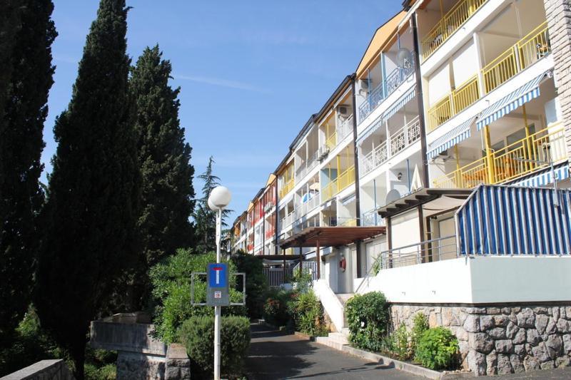 Toni Apartment